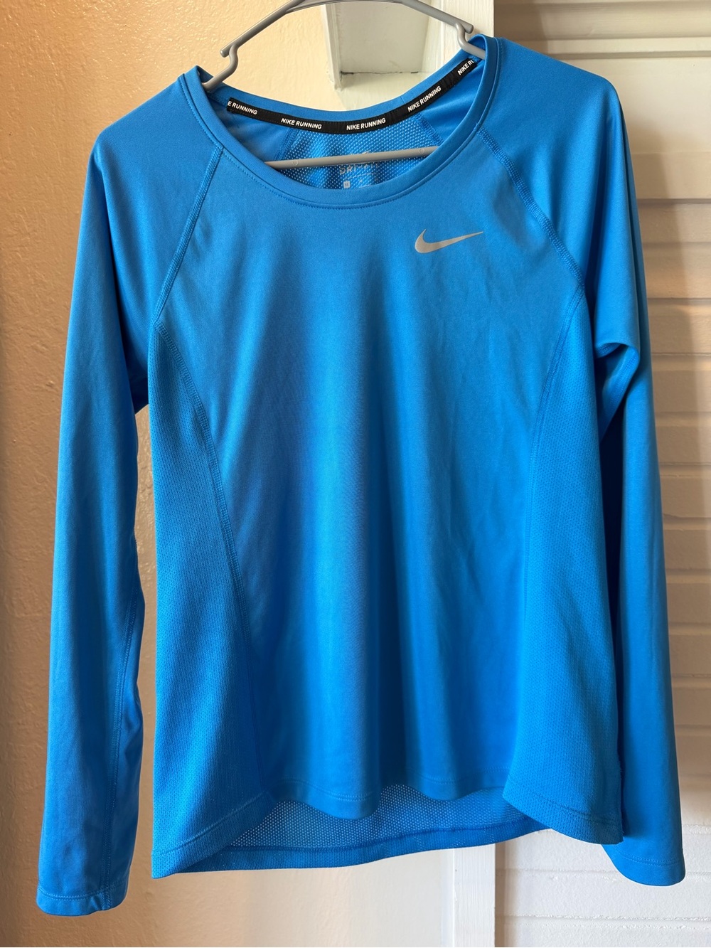 Nike Running Dri-FIT Blue Long Sleeve Mesh Athletic Top Women’s M